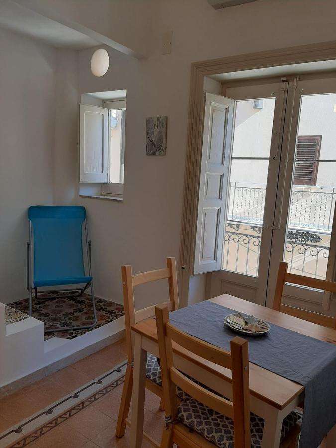 Casa Vacanze Mannina Castellammare del Golfo Exterior foto